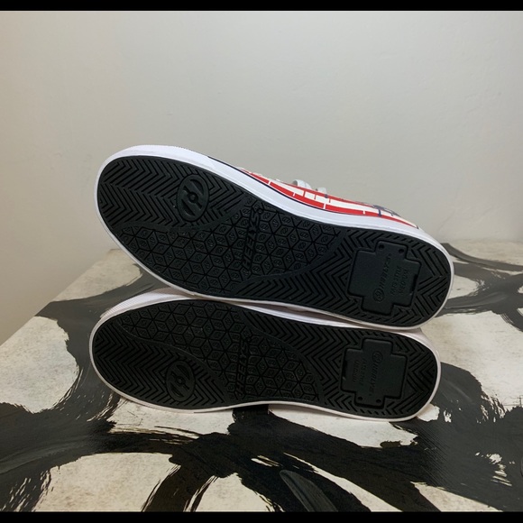 Heelys American Flag Sneakers - Size 7 - Picture 4 of 6